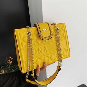 28% OFF Designer Bag female new Korean version versatile large capacity messenger net red small fragrant wind Lingge chain bag