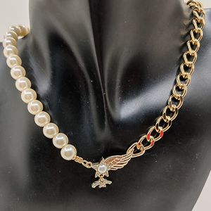 Franska smyckesdesigner lyxig pärla mässing halsband klassisk dubbel bokstav fem spetsig stjärna inlaid rhinestone pärla pendell kvinnor charm halsband syster gåva