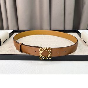 Fashion Classic Women Men Designer Bälten Kvinnor Mens Verkliga läder Casual Letter Smooth Buckle Luxury Belt Midjebandbredd 3.0 cm med låda