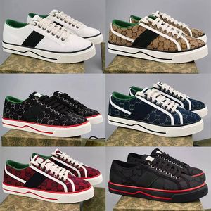 Freizeitschuhe Luxurys Designer Herren Schuh Italien Green und Rot Webstreifen Gummi-Sohle Stretch Baumwolle Low Top Men Sneakers EUR 40-46