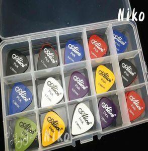 Lots of 200pcs Alice Acoustic Electric Guitar Picks Bass Plectrums1 Large Plastic Picks Box Case9556773