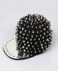 Hip Hip Hop Caps Hip Caps Punk Hat Bigbang Personlighet Jazz Snapback Cap Men Kvinnor Spike Studs Rivet Hat Punk Styl 2010199388666