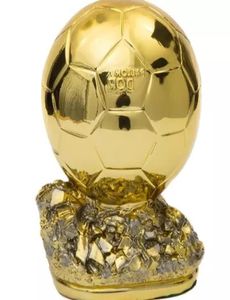 Małe 15 -cm Ballon D039or Trophy dla żywicy nagrody Golden Ball Soccer Trophy MR Piłka nożna 24 cm Ballon Dor 9627265