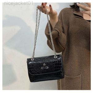 Designer Viviane Westwoods Bag Viviennewestwood Western Empress Dowager Saturn Japan Diagonal Cross Small Square Bag Womens Summer Bag Crocodile Pattern Chain Un