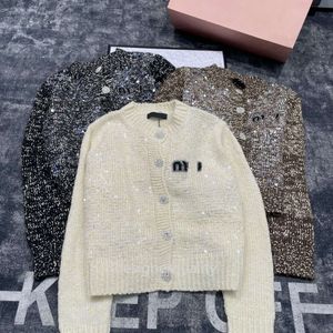 Luksusowy projekt damski projektant Sweater Sweatre Sweters MIU Scardigan Płaszcz Haftowany bluza Pullover T Shirt Bluza z kapturem z kapturem