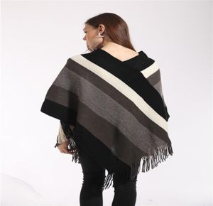 Knitting Women Cloak Fring Ladies Pullover Poncho Glitary Cape Tassel Szal żeńskie luźne sweter kolorowy pasek zimowe kobiety Blou6366086