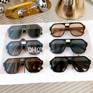 Designer Top Glasses Sunglasses Homens Mulheres Estrutura Com Estrutura Liga de Esunos de Estrutura Lentes de Proteção Polarizadas para Eyewar