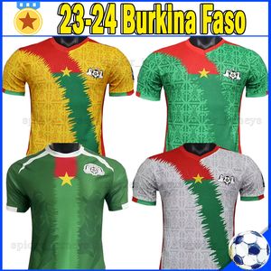 23 24 Burkina Faso National Soccer Jerseys 2023 2024 Time de Futebol Traore Bayala Tapsoba Sanogo Verde Nova Versão do Jogador Camisas de Futebol Homens Uniformes
