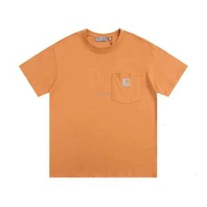 Carhart Shirt Designer T Shirt Top Classic Small Label Pocket Camiseta de manga curta solta e versátil para homens e mulheres Casais Carhartts Shirt Polo 451
