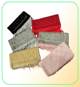 Tasarımcı Scarf Highend Women039s Eşarplar Sıcak Yaka Neckerchief Shawl Yüksek Kaliteli Baskılı Kaşmir Eşarplar Boyut 18065CM957416