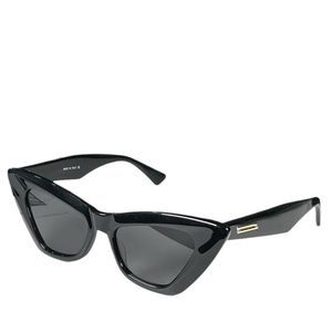 nuovi occhiali da sole firmati di lusso di moda cat eye UV400 1101 lenti protettive occhiali retrò montature nere plancia occhiali da vista popolari per esterni semplici occhiali vintage