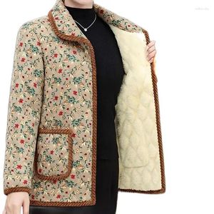 Trench da donna Cappotto di mezza età e anziani Abiti autunno-inverno Cappotto di moda nobile Plus Capispalla caldo con risvolto floreale in velluto