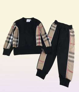 Kid Fashion County Black Baby Boy Designer Sport Loticing مجموعات 90150 سم طفل صغير الملابس الصيفية 2022258W8867420