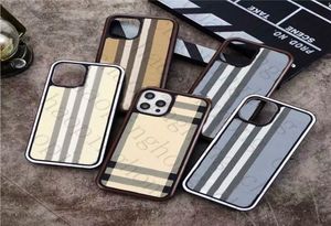 Designer Luxury Phone Cases for iPhone 13 Pro Max 14 12 Promax 11 XR XSMAX 7 8 Plus Fashion British Style Leather Plaid Women Män 9842314