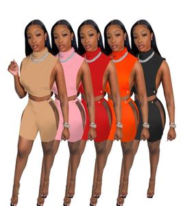 Spårar 2022 Summer Women High Neck Sleeveless Casual Two Pieces Set Nightclub Party Hollow Out High midjeshorts Sexig Solid3410879