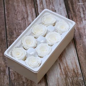 Dekorativa blommor 8st Eternal Life Flower Material Present Box Immortal Rose Torkad konstgjorda bevarade huvudrosor DIY Hantverk