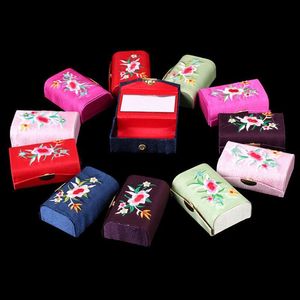 Presentförpackning Portable Mirror Box Travel Smyckesfodral Silk Brocade Presentlådor Dubbel Lipstick Tube Lip Balm Packaging Container Holder LZ1 DHR6Y