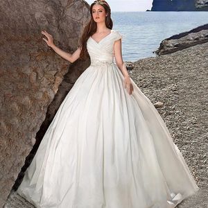 Atemberaubendebride 2024 Taft Taft V-Ausschnitt Ausschnitt Ball Brautkleider mit Perlen Schnürrücken Prinzessin Illusion Schärpe Appliken Strand Brautkleider