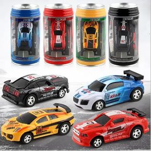 Cola Can Mini RC Auto Radio Fernbedienung Micro Rennwagen 4 Frequenzen Spielzeug für Kinder 8 Farben s 20KMH YH1153 231227