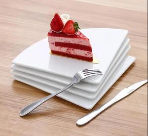 Тарелка Треугольная плоская тарелка белый керамический ужин эль -ресторан