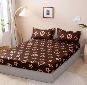 Moda Tasarım Tabakası Modaya Dönüşlü Ev Yatak Koruyucusu Toz Kapağı Yastık Kılıf Yatağı ile Slip Bedspread Üst F0087 210313508481