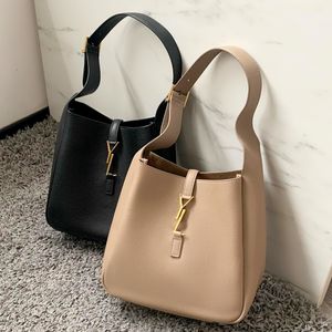 2024 Luxury High quality Womens Genuine leather saddle Drawstring Bags Shoulder Bag for handbag crossbody Designer bag clutch fashion man Gift wallet purse