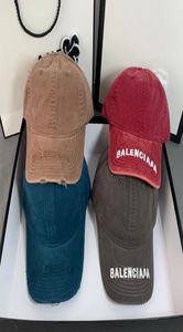 Men039s och Women039s Designers Casquette Sports Denim Ripped Ball Caps Solid Color B Letter Outdoor Par Hats9686172