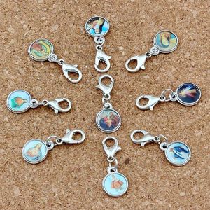 Blandade katolska kyrkmedaljer Saints Cross Charm Floating Lobster Clasps hängsmycken för smycken som tillverkar armband halsband diy accessor285f