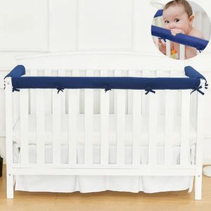 3PCSSET Baby Crib Cover Rail Cail Masela do mycia maszynowej krawędzi łóżka przeciw kolizyjnej Protektorów dla chłopców dziewcząt Dostawy dzieci 231227