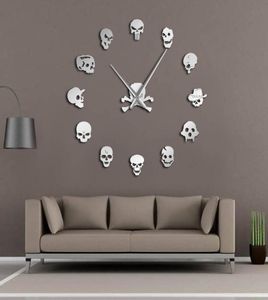 Different Skull Heads DIY Horror Wall Art Giant Wall Clock Big Needle Frameless Zombie Heads Large Wall Watch Halloween Decor 20111583420