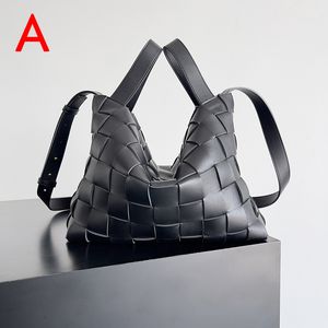 10A Designers Bowling Bag Genuine leather Handbag Lady Shoulder Bag 28CM Delicate knockoff super_bagss With Box YV044