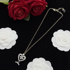 18K Gold Plated Pendant Necklace Fashion Designer Brand C-Letter Star Rhinestone Crystal Pearl Necklaces Choker Chain Wedding channel Jewelry Love Gifts kx22d