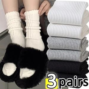 Sportsocken Solide Y2k Lange Damen Warm Gestrickte Lose Mittelrohr Lolita Sox Schwarz Weiß Boot Manschetten Strümpfe Rüschen Knöchelsocke