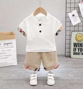 Abbigliamento per bambini 2 pezzi Set vestiti per bambini per bambini Nuovo pagliaccetto in cotone Neonate per bambini Designer Camicia per bambini Pantaloncini Abbigliamento3336683