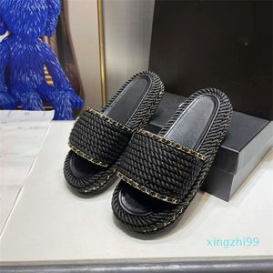 Chinelos de desenhista Mulheres Aconchegante Flat Conforto Plataforma Slipper Blue Denim Slides Slipper Slide Senhoras Plataforma Chinelos Ráfia Palha Sandália