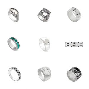 Herrkvinnor Designer Goth Gu-Series Brand Classic Band Rings Luxury Jewelry Engagement Present Toppkvalitet Bokstäver 925 Silver Hip Hop Ring Fashion Accessories