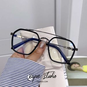 Designer ch Cross Glasses Frame Chromes Märke Solglasögon för män Kvinnor Style Myopia Male Trendy Big Eye Female Heart Luxury Högkvalitativa glasögonramar XWC8