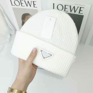 Designer beanie beanies crânio bonés chapéu chapéus novo outono e inverno triângulo p invernos padrão pai-filho lã de malha boné seu dela cap2300