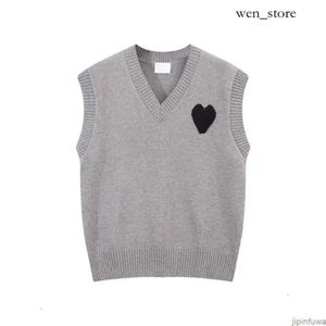 Amis Paris Vest Sleeveless Sweater V Neck Paris Fashion Knit Jumper High Street Sweat Winter Ami Heart Coeur Love Jacquard Amisweater 524