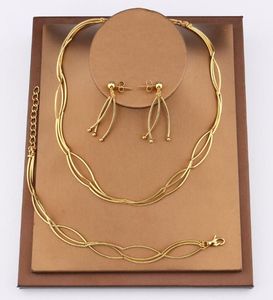 Earrings Necklace 2022 African Dubai Jewelry Sets For Women Gold Plated Stud Hand Bracelets Weddings Bridal Accessory Gifts5967205