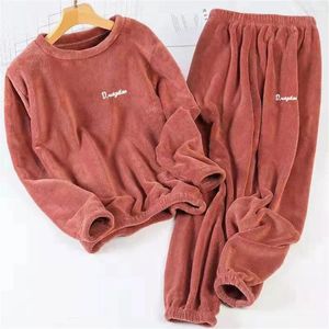 Tracksuits masculinos conjunto quente para homens e mulheres outono inverno casais preguiçoso casa pele coral plush engrossado sleepwear casual unisex velo