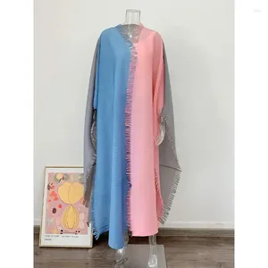 Gabardinas para mujer Miyake Contraste Color Empalme Plisado Mujeres Borla suelta Diseño Abrigo largo Moda 2023 Otoño Robe de lujo