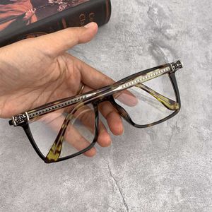Designer Ch Cross Óculos Quadro Cromos Óculos de Sol para Homens Antigos Masculino Grande Rosto Super Transparente Proteção para os Olhos Vidro Plano Feminino Coração Óculos de Alta Qualidade 4kzb
