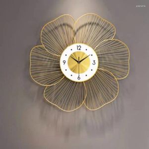 Zegary ścienne naklejka fantazyjna estetyka Kawaii Metal salon Nordic Gold Designer Orologio Da Parete Home Decor