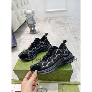 Slippers ss24 WOMEN'S RUN CRYSTAL SNEAKER Drill daddy shoes The most popular casual shoes Designer Sneakers Color-blocking Casual Shoes size 35-42