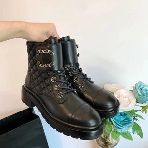 Designer Martin Boots Interlocking Black Ankle platform Stivali in pelle nera Stivali da moto catene in pelle logo donna Stivali marchio di lusso Fashion Martin