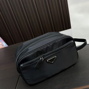 Designer mulheres sacos de cosméticos moda mens viagem saco de higiene pessoal marca de luxo bolsa de maquiagem de náilon sacos clássico grande capacidade saco de lavagem bolsa 2312295d