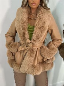 Giacche da donna Cappotto in cardigan caldo con colletto in peluche con finiture in pelliccia Patchwork in pelle PU Moda donna a contrasto di colore con cintura Capispalla