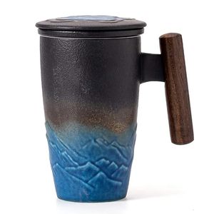 Luxo Cerâmica Cerâmica Cara de chá Vintage Grande caneca térmica Caneca de café da manhã Copos de cerveja Cuidado de madeira Handle Presentes personalizados 231228