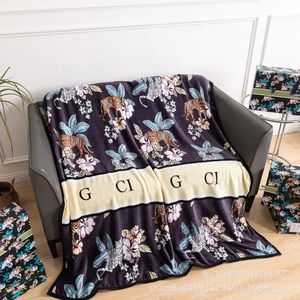 Letter Blankets Design Flannel Blanket Soft Scarf Warm Shawl Bedspread Knit Throw Sofa
